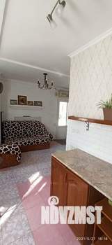 Дом 300м&sup2;, 2-этажный, участок 2 сот.  