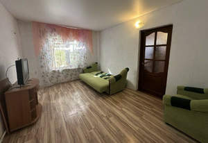 Дом 70м&sup2;, 2-этажный, участок 2 сот.  