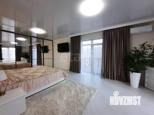 Дом 202м&sup2;, 2-этажный, участок 8 сот.  