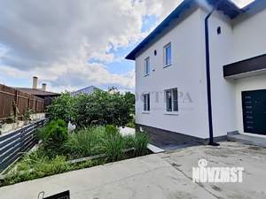 Дом 260м², 2-этажный, участок 6 сот.  