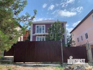 Дом 200м&sup2;, 3-этажный, участок 4 сот.  