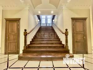 Дом 471м&sup2;, 3-этажный, участок 6 сот.  