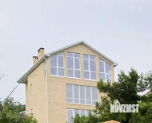 Дом 232м&sup2;, 3-этажный, участок 7 сот.  