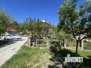 Дом 174м&sup2;, 3-этажный, участок 4 сот.  