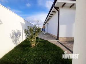 Дом 382м&sup2;, 3-этажный, участок 7 сот.  