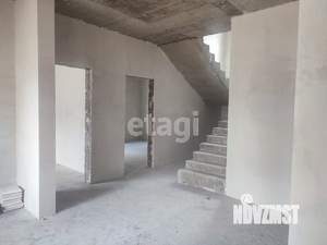 Дом 251м², 2-этажный, участок 6 сот.  