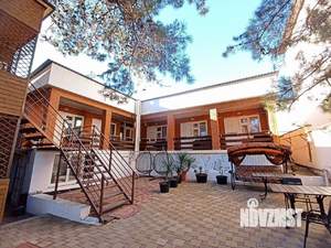 Дом 240м², 2-этажный, участок 6 сот.  