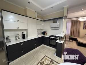 Дом 242м&sup2;, 2-этажный, участок 3 сот.  