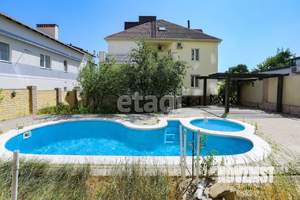 Дом 516м&sup2;, 3-этажный, участок 8 сот.  