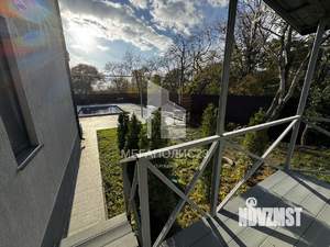 Дом 270м&sup2;, 2-этажный, участок 8 сот.  