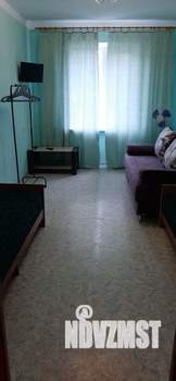 Дом 270м², 3-этажный, участок 3 сот.  