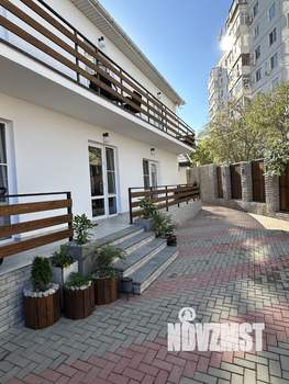 Дом 198м&sup2;, 2-этажный, участок 4 сот.  