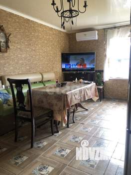 Дом 195м&sup2;, 2-этажный, участок 6 сот.  