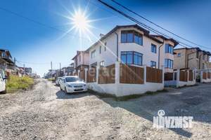 Дом 321м&sup2;, 2-этажный, участок 6 сот.  