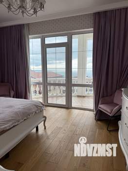 Дом 179м&sup2;, 2-этажный, участок 4 сот.  