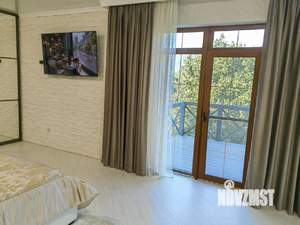 Дом 202м&sup2;, 2-этажный, участок 11 сот.  