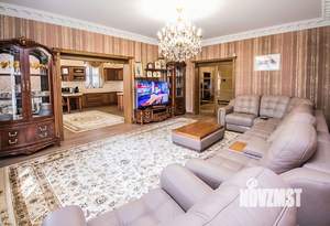 Коттедж 500м², 2-этажный, участок 8 сот.  