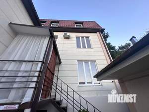 Дом 242м², 2-этажный, участок 3 сот.  