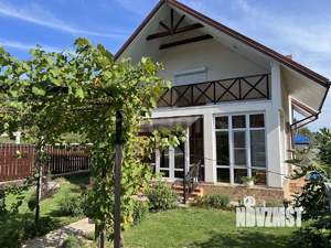 Дом 195м&sup2;, 2-этажный, участок 10 сот.  