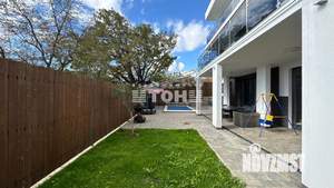 Коттедж 265м&sup2;, 2-этажный, участок 4 сот.  