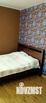 Дом 157м&sup2;, 3-этажный, участок 5 сот.  