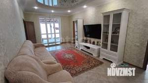 Дом 195м&sup2;, 2-этажный, участок 7 сот.  