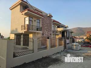 Дом 250м&sup2;, 3-этажный, участок 3 сот.  