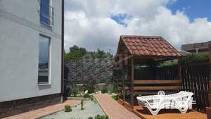 Дом 296м&sup2;, 3-этажный, участок 4 сот.  