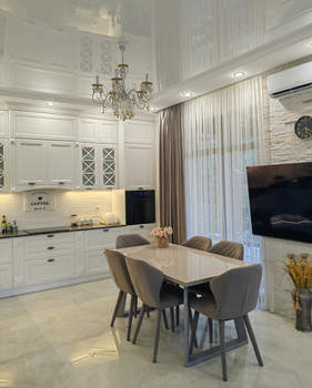 Дом 202м&sup2;, 2-этажный, участок 11 сот.  