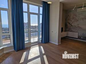 Дом 291м², 3-этажный, участок 11 сот.  
