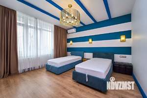 Коттедж 250м², 3-этажный, участок 3 сот.  
