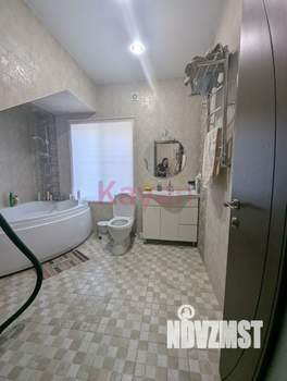 Дом 377м&sup2;, 3-этажный, участок 6 сот.  