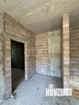 Дом 289м&sup2;, 3-этажный, участок 3 сот.  