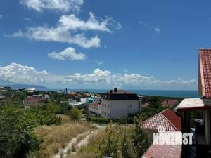 Дом 160м&sup2;, 2-этажный, участок 6 сот.  