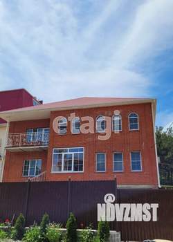 Дом 351м&sup2;, 3-этажный, участок 6 сот.  