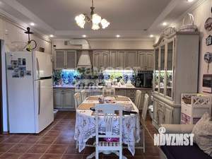 Коттедж 311м², 3-этажный, участок 6 сот.  