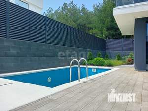 Дом 265м&sup2;, 2-этажный, участок 6 сот.  