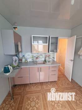 Дом 50м&sup2;, 2-этажный, участок 3 сот.  