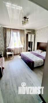 Дом 485м&sup2;, 3-этажный, участок 4 сот.  