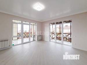 Дом 224м², 3-этажный, участок 6 сот.  