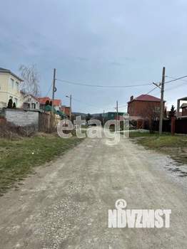 Дом 240м&sup2;, 2-этажный, участок 4 сот.  