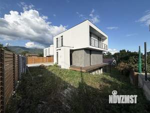 Дом 175м&sup2;, 3-этажный, участок 5 сот.  