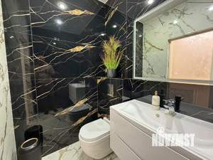 Дом 305м², 3-этажный, участок 4 сот.  