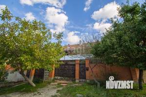 Дом 400м&sup2;, 2-этажный, участок 5 сот.  