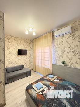 Дом 292м&sup2;, 2-этажный, участок 4 сот.  