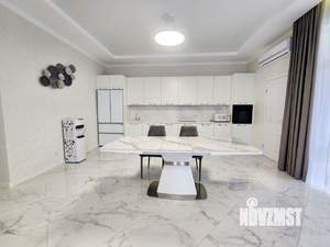 Дом 181м&sup2;, 2-этажный, участок 5 сот.  