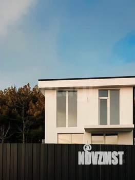 Дом 94м&sup2;, 2-этажный, участок 4 сот.  