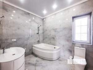 Дом 156м&sup2;, 2-этажный, участок 4 сот.  