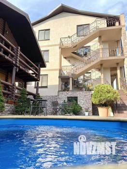 Дом 600м&sup2;, 3-этажный, участок 7 сот.  