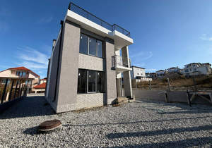 Дом 260м&sup2;, 2-этажный, участок 4 сот.  